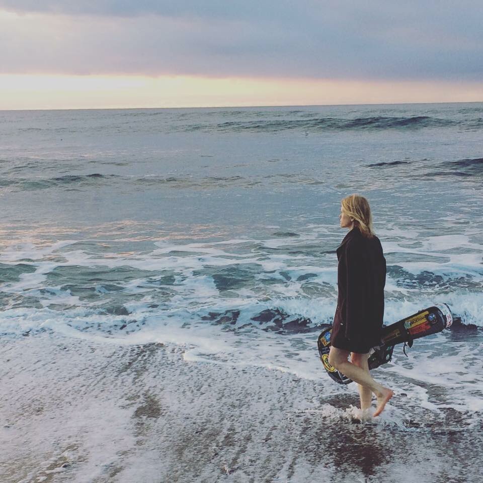 stevenshomler's tweet photo. I am going to have @alexawileymusic live and in studio at 8 AM on my radio show @TastyTuesdayPDX 99.1 FM @PDXRadioProject! #Portland #Radio https://t.co/aHq2IJ1Mui