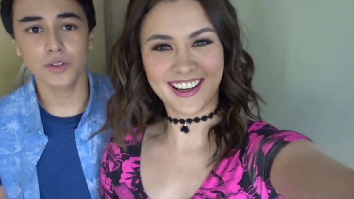 CorasAngelsOFC's tweet photo. Watch cora's new vlog 💕
@CoraleenWaddell https://t.co/F5l8tgsfBw