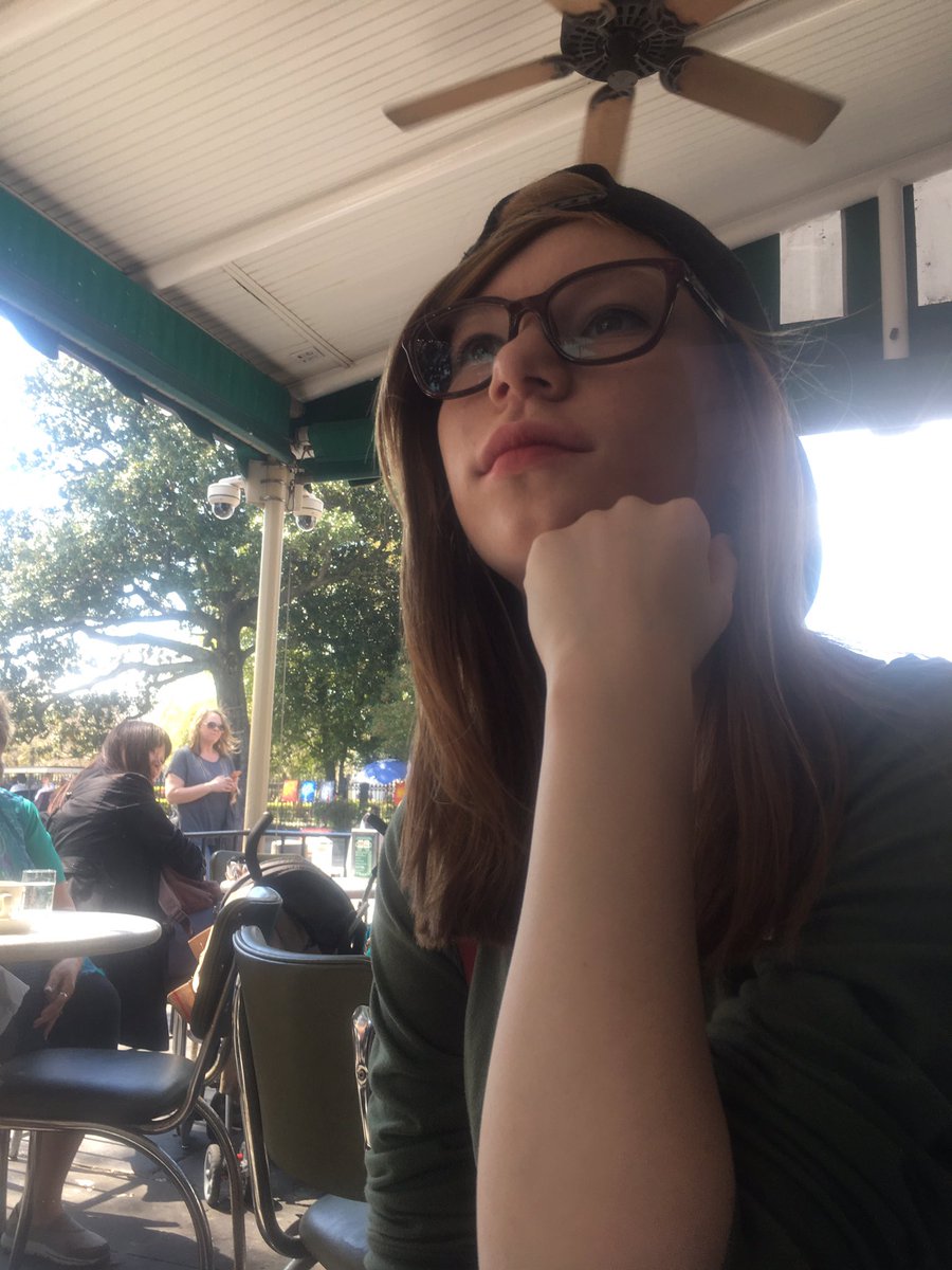 Mussatti's tweet photo. Waiting for beignets.. https://t.co/RIKQRAgkC8