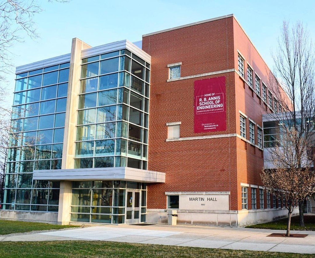 GoViewYou's tweet photo. From our friends at UIndy @uindy - Martin Hall, home of the R.B. Annis School of Engineering. #uindyengineering #u⦠https://t.co/jKVriTqz7l