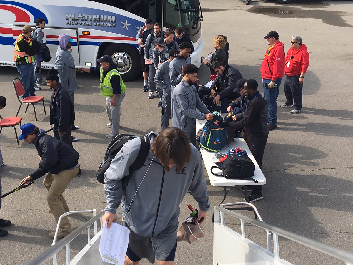 WVUhoops's tweet image. Next stop ✈️ San Jose for the #Sweet16