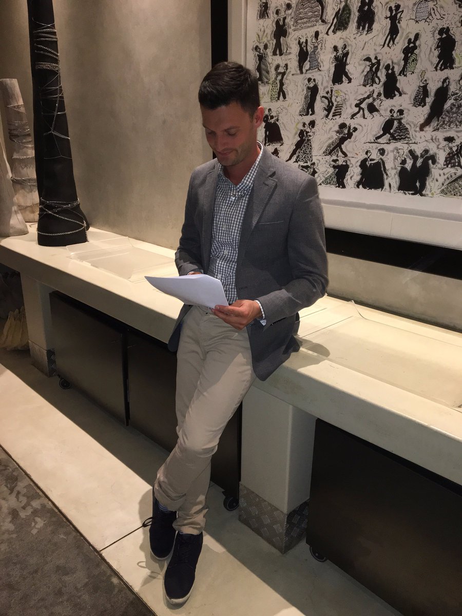 #Winslyn 22:00: <a href="/pwc_za/">PwC South Africa</a> se Robotic Proc. Automation, <a href="/nimunoloops/">Nimuno Loops</a> uit New York, @diekosvos en <a href="/Unodewaal/">Uno de Waal</a> in Getik <a href="/kykNETtv/">kykNET TV</a> <a href="/Stuttafords_za/">Stuttafords</a>