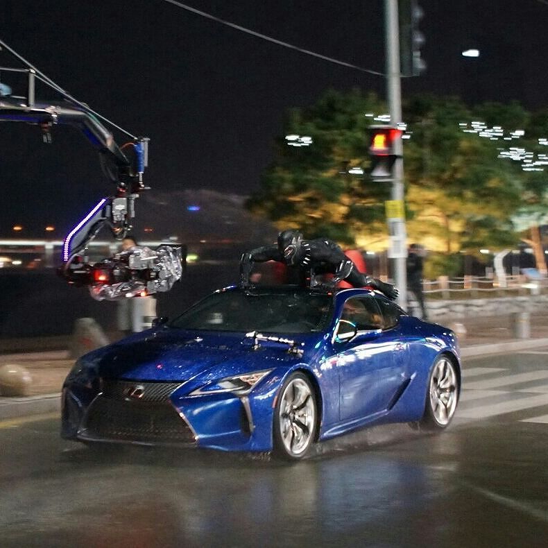 BatmanNewsCom's tweet photo. Black Panther: Can I copy your homework?
Batman: Sure, just don't make it too obvious.
https://t.co/LhLg1CYPFj https://t.co/Bu66RyW1xS