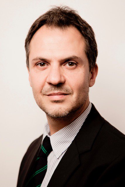 SIMstlouis's tweet image. Gifted communicator, storyteller and portrait photographer Platon shares his experience May 3 at G2I. Register at g2iconference.com/page/1281259/r…