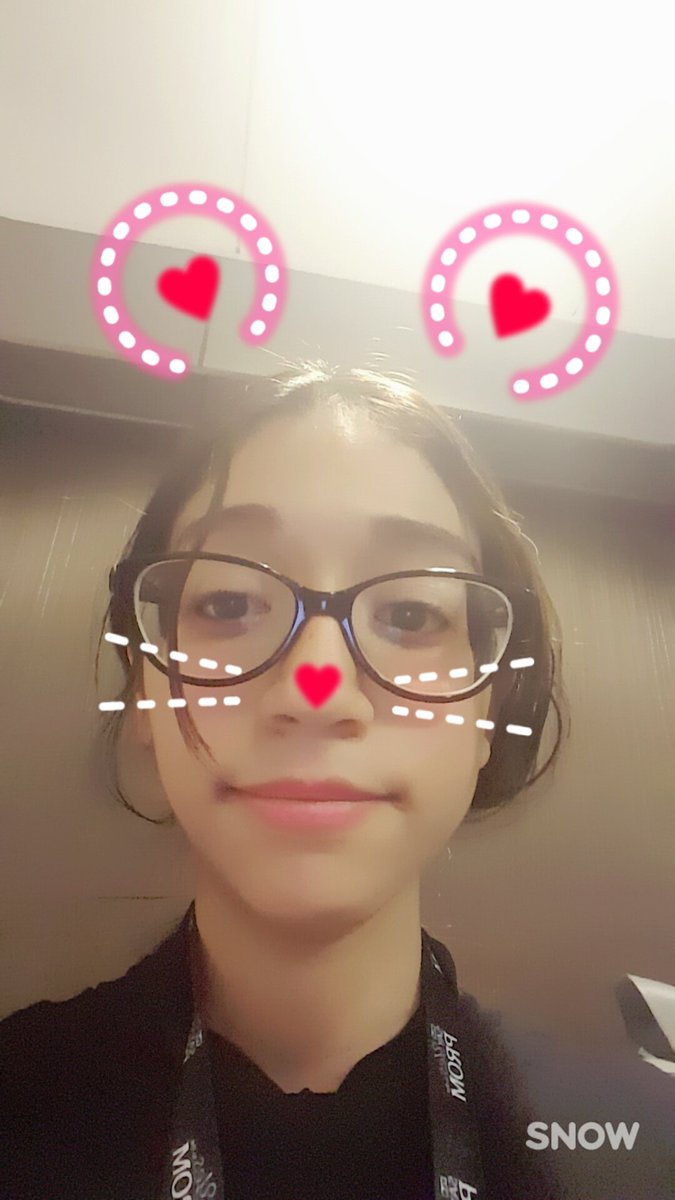 7yoona's tweet photo. 👍😊 #SYYTTP #macysprom #TLC https://t.co/03OCZ69uDo