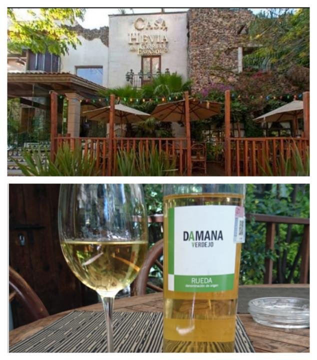 CasaHevia's tweet photo. ¡Esta tarde calurosa,  disfruta de nuestra terraza con una refrescante copa de vino blanco! @bodegastabula @DORueda #Damana #verdejo https://t.co/RarTuiHXGo