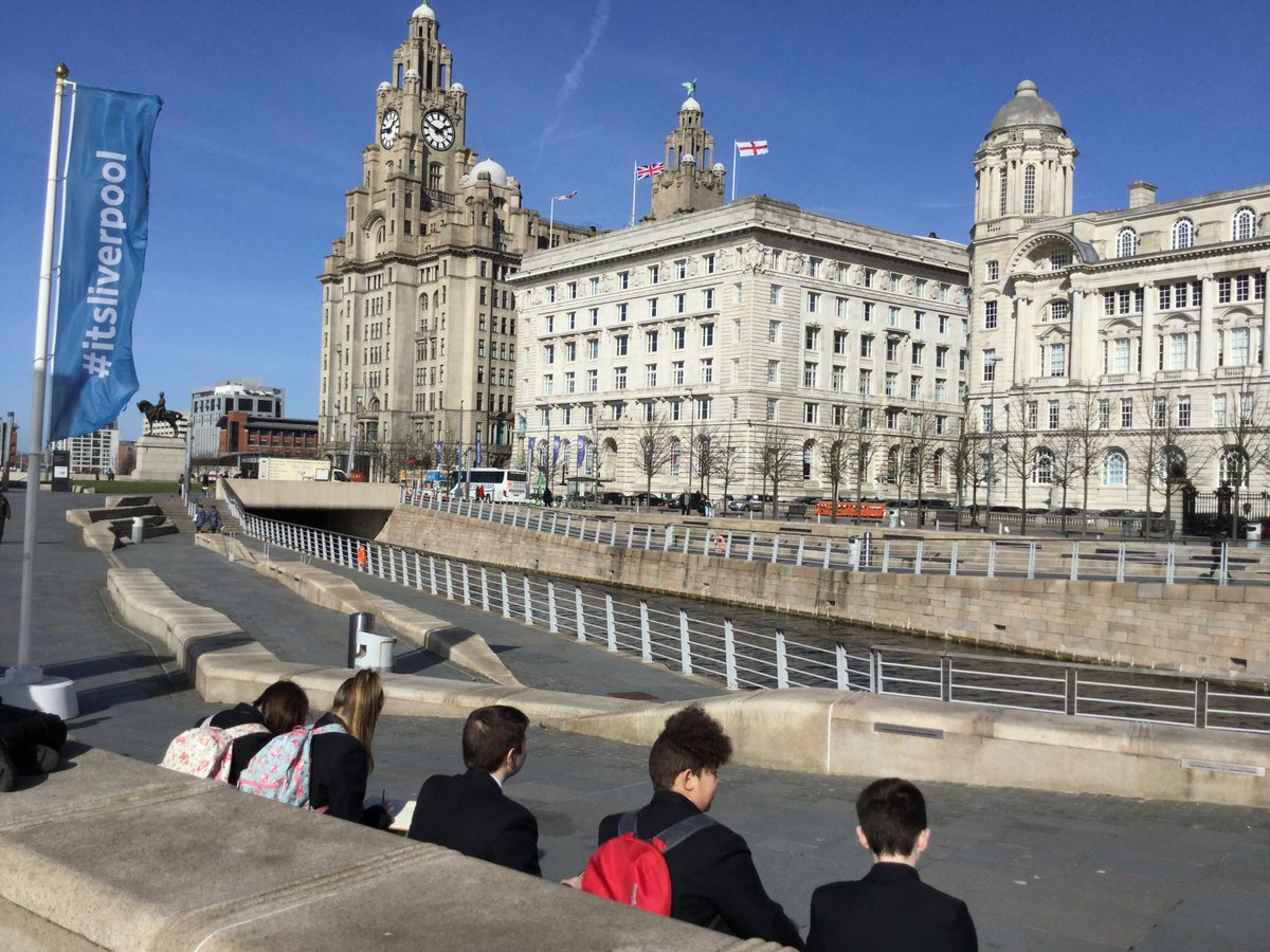 DECHeathSchool's tweet photo. Another year another amazing #RIBA tour! Can't wait to see their designs for #MannIsland Thankyou @RIBANorth @DECinSchools @TheHeathSchool https://t.co/kHLqKoZ9nZ
