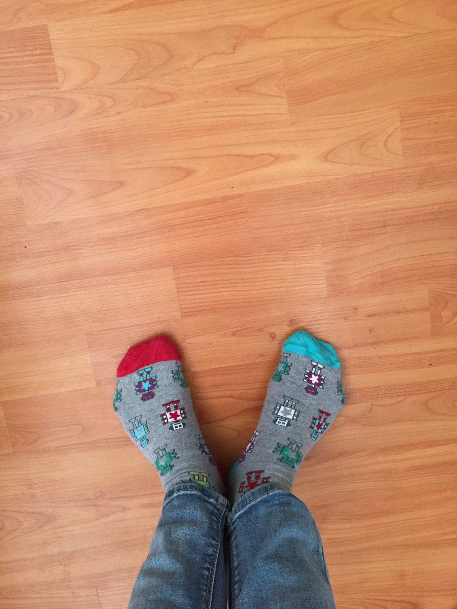 emilianarod's tweet photo. Por un mundo más incluyente y con más colores #Sindromededown #LagunaRosa #lotsofsocks #wdsd17 @kdartigues @LagunaRosaFilm https://t.co/2aHNo20AUn