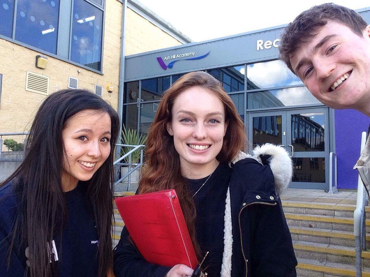 HUS_Access's tweet image. Day 2! Talks and workshops done at Hall Cross Academy, Ash Hill Academy, Trinity Academy and Brinsworth Academy!