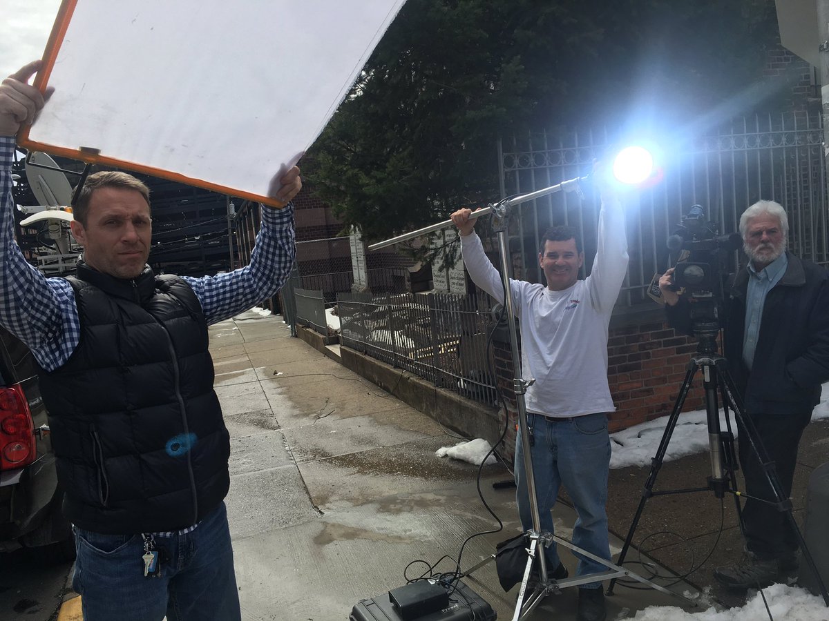 MaggieKent6abc's tweet photo. Feeling special! #3ManCrew #LIVE at Noon @CBSNewYork https://t.co/EZiwL1TRj5
