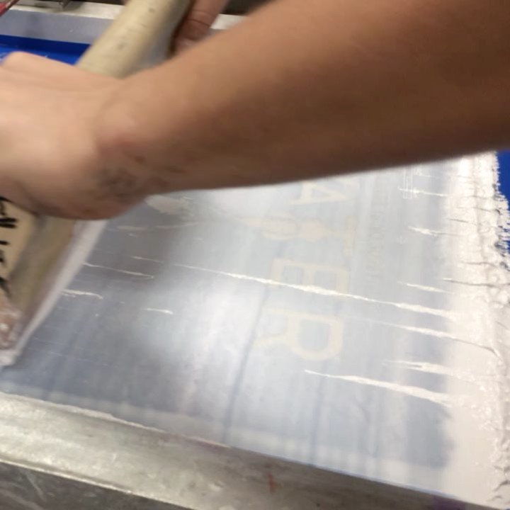 Shirts101's tweet photo. Nonstop. #Shirts101 #ScreenPrintLife #MadeInLNK #The101Shop https://t.co/AgPU2PppKm https://t.co/FIM4UfcuKJ
