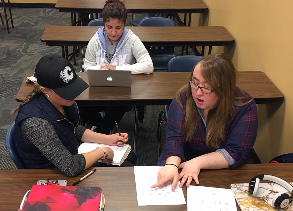 IC_MassComm's tweet photo. Students in Crisis Media Management class work through a hands-on tabletop exercise Tuesday creating message, media staging plans, etc. https://t.co/ZSdD2ark01