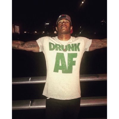 LawrenceMattiso's tweet photo. #NewProfilePic https://t.co/oAolqdHxOt