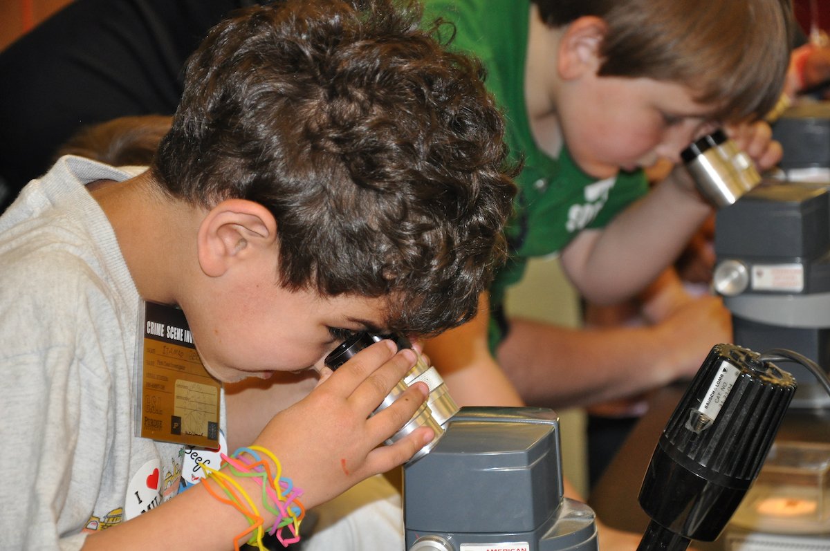 PurdueAg's tweet photo. You and your family will not want to miss @PUSpringFest April 8 & 9 #PUSpringFest https://t.co/ELiq8MzHDu https://t.co/IV0QFmHoxB