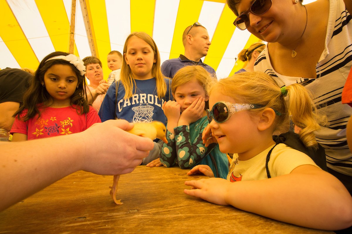 PurdueExtension's tweet photo. You and your family will not want to miss @PUSpringFest April 8 &amp; 9 #PUSpringFest https://t.co/45PgkVg0hQ https://t.co/ChYLsuz7ge