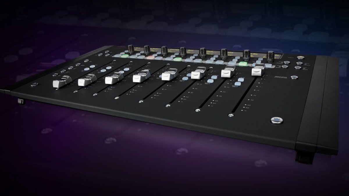 AvidProTools's tweet photo. Accelerate your workflow! @AvidProTools and @MediaComposer customers can save big on @Avid Artist Mix—now only $999! https://t.co/c64WU715aY https://t.co/15kVi6rUw6