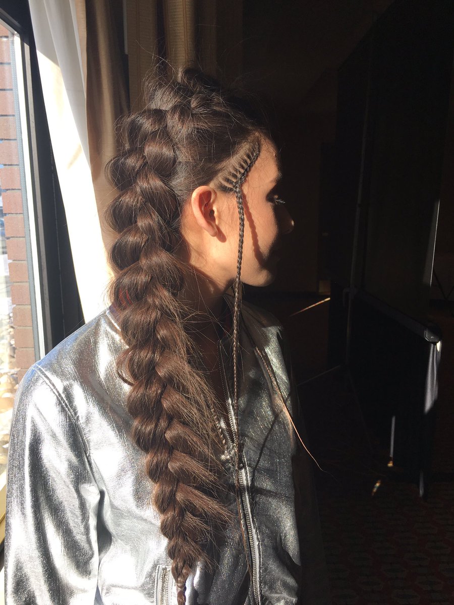 nadine_eljabi's tweet image. Being inspired by Braiding #braidme #yeghair
