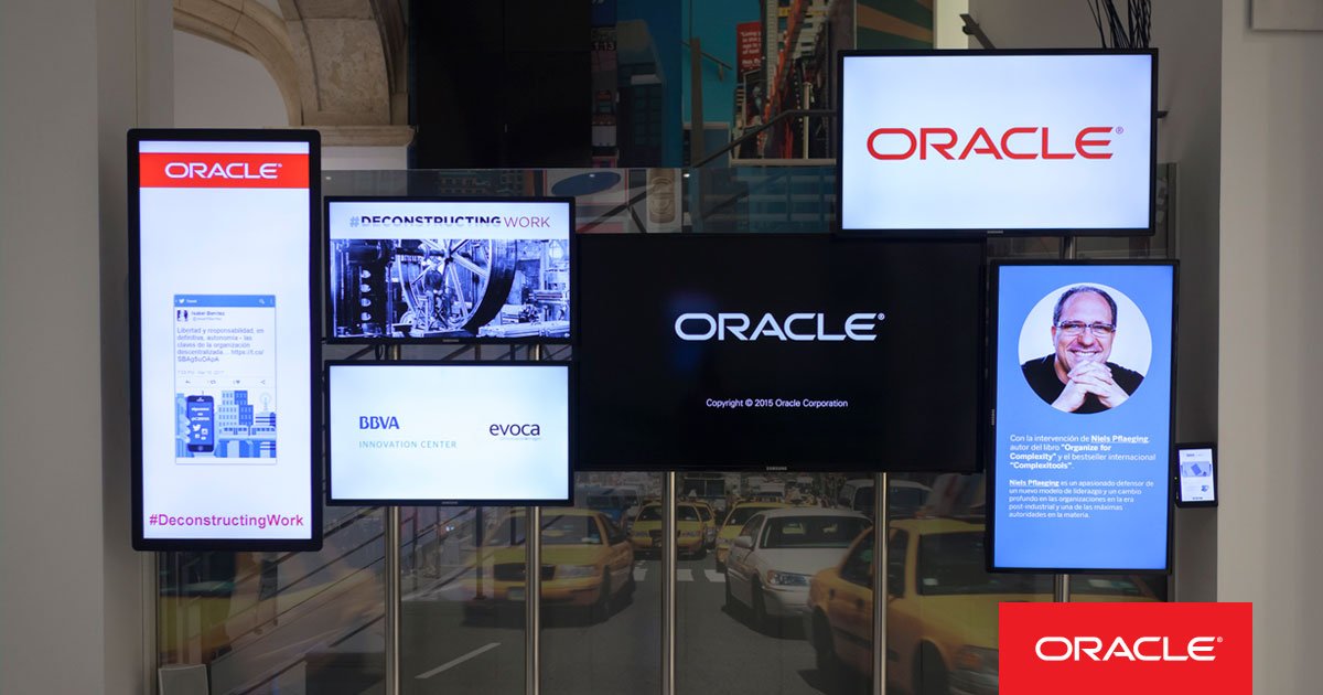 oracle_es's tweet photo. El jueves estuvimos en #Deconstructingwork analizando la organización del trabajo en la #EraDigital y el impacto de la #robótica. https://t.co/42IdErC7yh