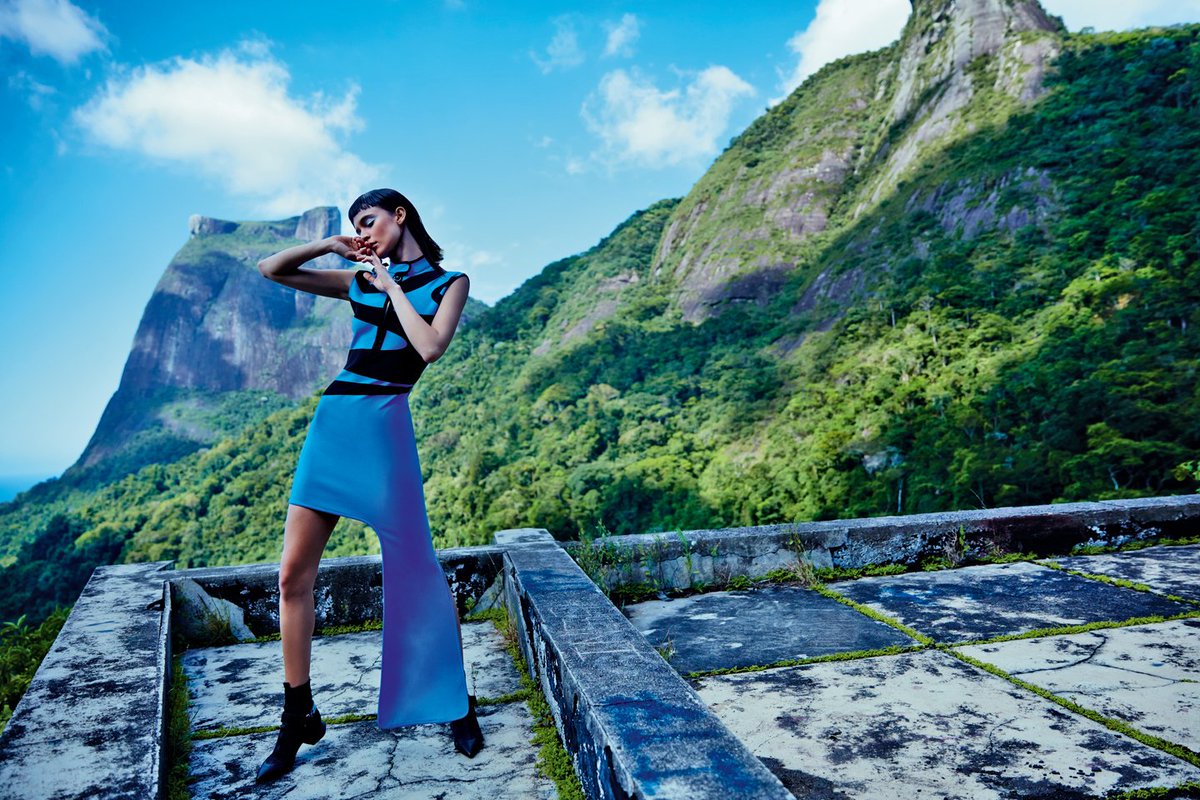 harpersbazaarcl's tweet photo. ¡Buenos días! Esperamos que todos tengan un excelente miércoles al estilo #BAZAARCL https://t.co/reQnwxxWqi