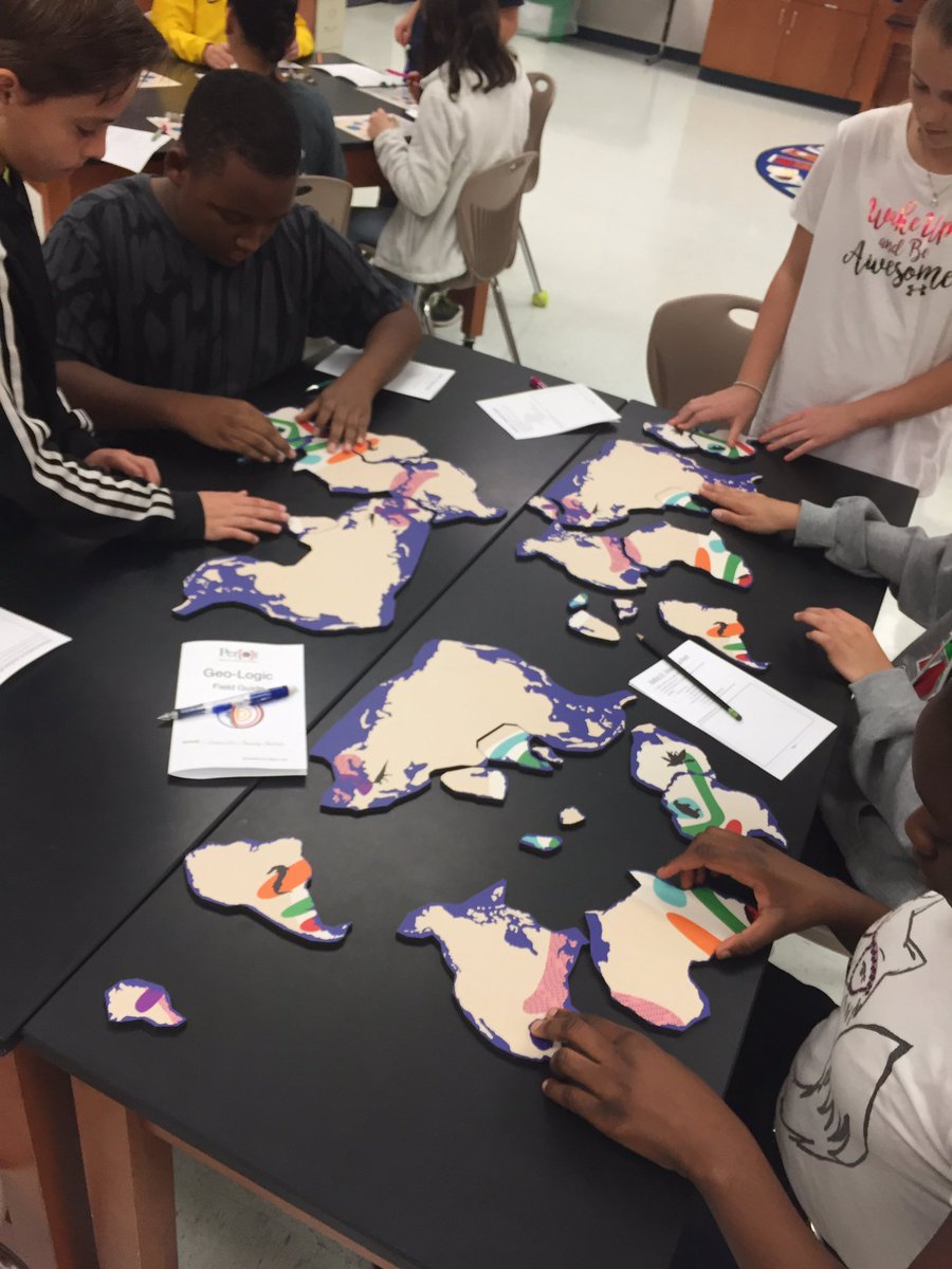 missjearly's tweet photo. 2nd block Perot visit #sciencerocks #grantinaction @olsonotters https://t.co/ewu3toRASW