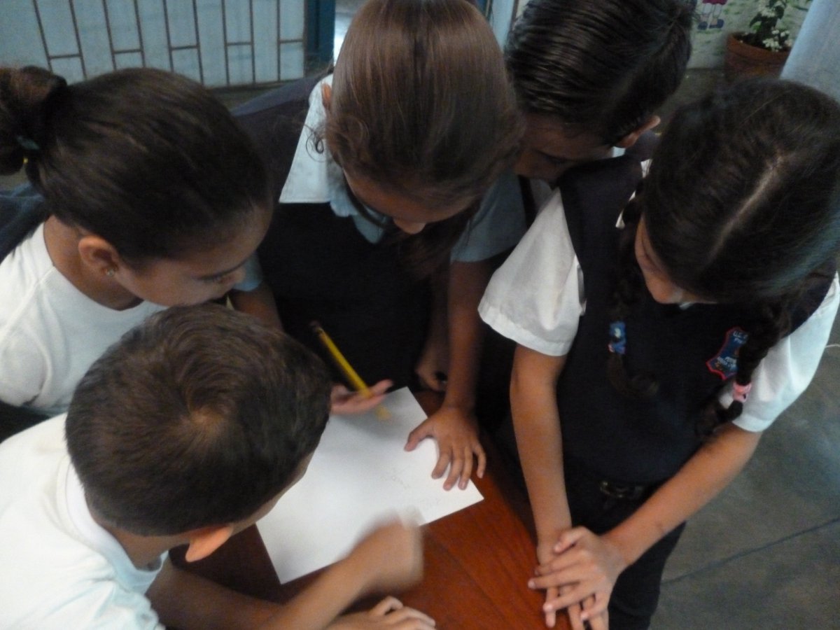 LAPARROQUIAL's tweet photo. I fase del festival de conocimientos en @LAPARROQUIAL @rpatachiraDE @guaicatepuy @DireducacionGBT @cruz_vargasc https://t.co/6D22lfMIoR