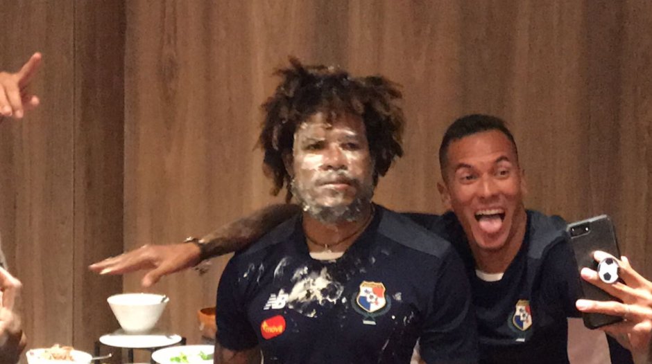 LaExtremaRoja's tweet image. Tú cara cuando el árbitro no pita el OFFSIDE