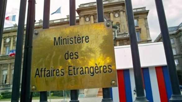 Le360fr's tweet photo. #Sahara: la note secrète du Quai-d’#Orsay qui fait jaser à #Alger
#Algérie
https://t.co/iyzVnavGku https://t.co/M4fgxL3CVj