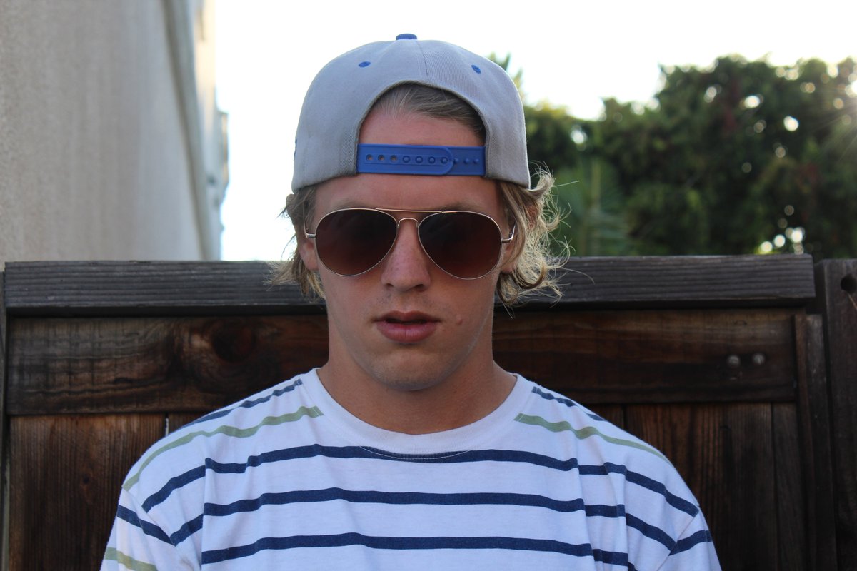 thesangteam's tweet image. Our producer/writer @eric_sheff wrote and produced our last song &quot;Jet&quot; check it out!