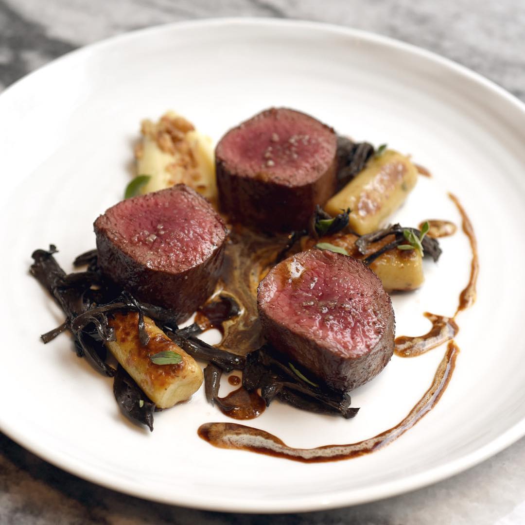 CorcSun's tweet photo. A short stroll from #12Warren, @RacinesNYC serves simple, sophisticated French cuisine by Frederic Duca. (Photo: @foodrepublic ) https://t.co/yUxQ5HzQ95
