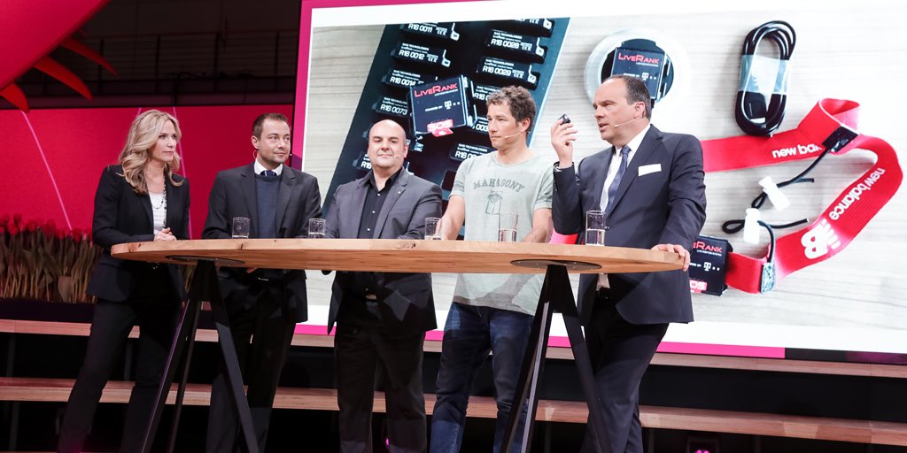 deutschetelekom's tweet photo. Tagesrückblick in Bildern: #KI, #IoT und #cybersecurity als Bühnenthemen auf dem #Telekom #CeBIT17 Stand. So wird Digitalisierung greifbar. https://t.co/EV6XxdzQiL