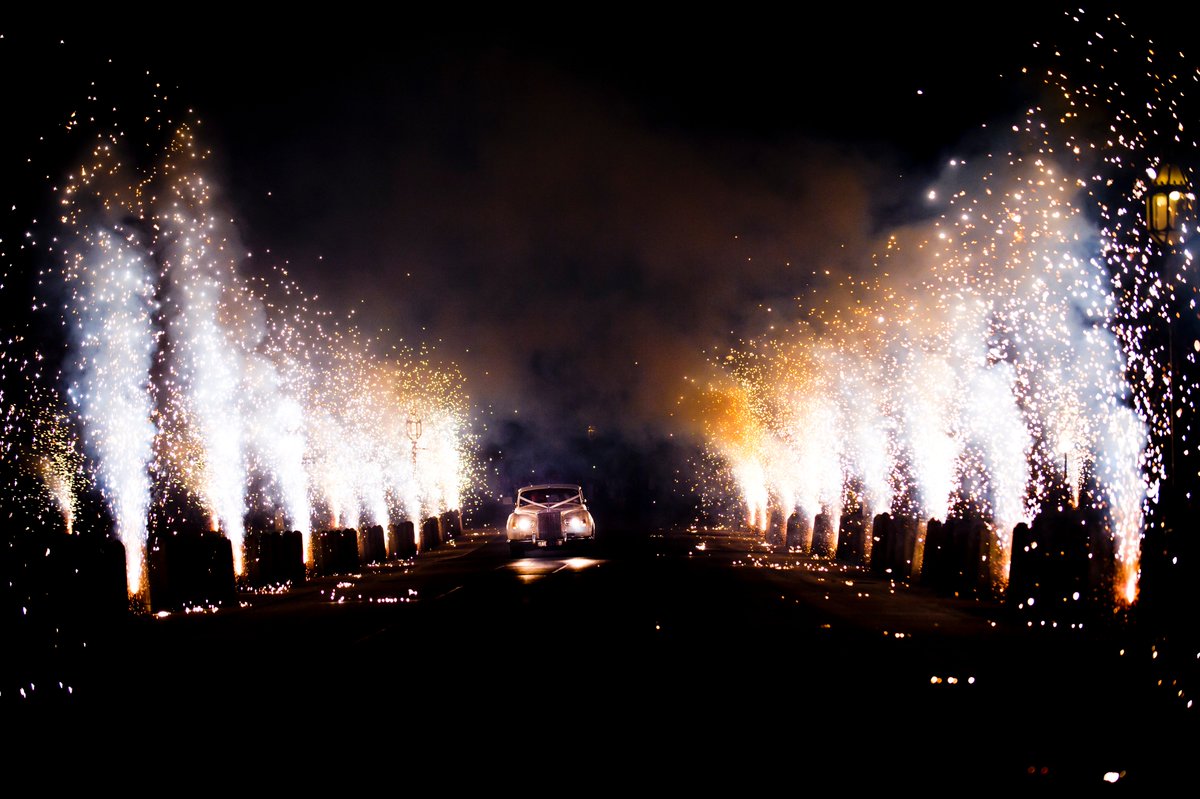 .<a href="/Jo_S_Jennings/">Jo Jennings</a> suggests lining a driveway with gerbs at the end of the night to give guests a departure they will never forget! #TeamTips