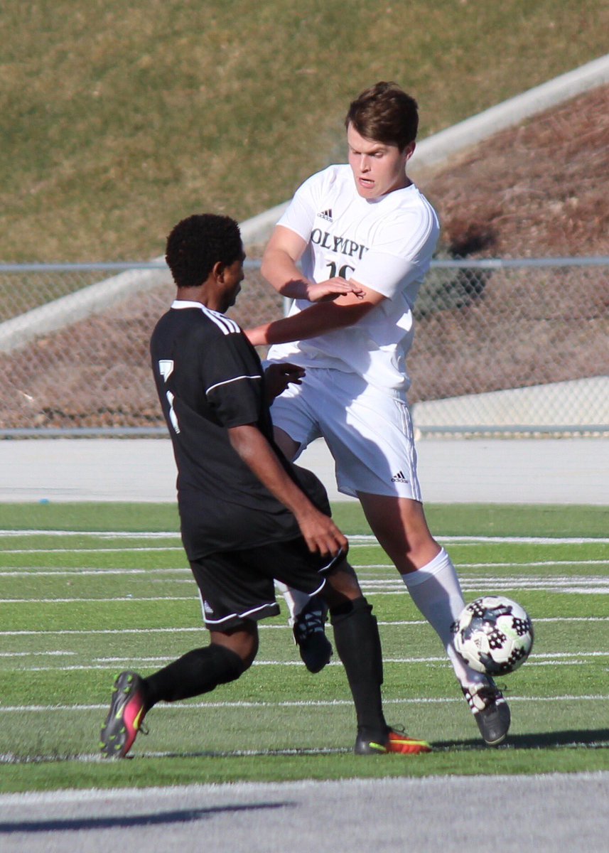 lukasjohnson_'s tweet photo. Game day 3:30 vs Judge ⚽️⚽️⚽️ https://t.co/fGNQFaC2ak