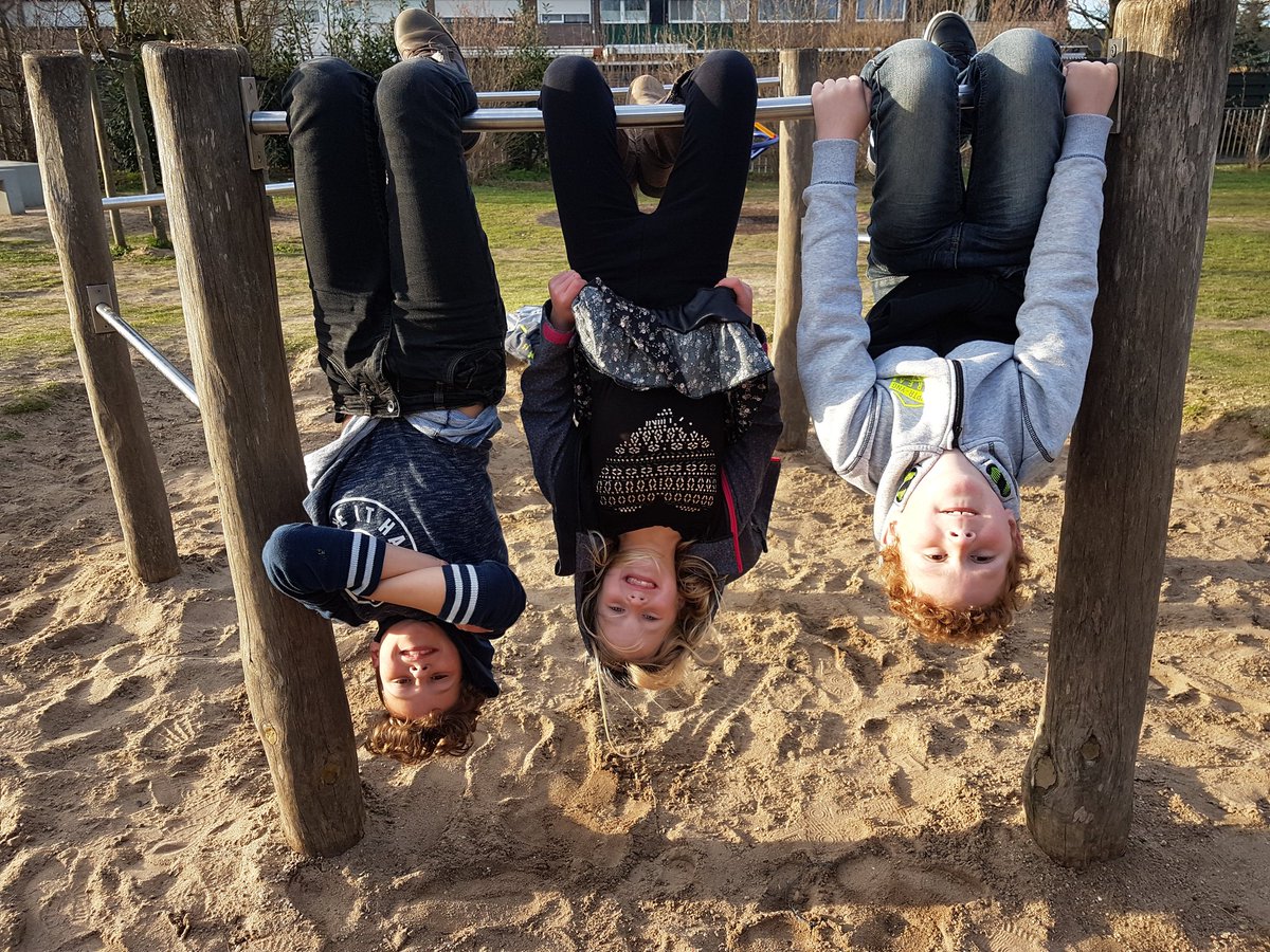 Allesopdekop's tweet photo. Ook Brent ( 4 jaar in behadeling) gaat op de kop voor #villajoep #allesopdekop #geefleven Doe ook mee en ga op je kop voor #villajoep https://t.co/l50jY7g1r8