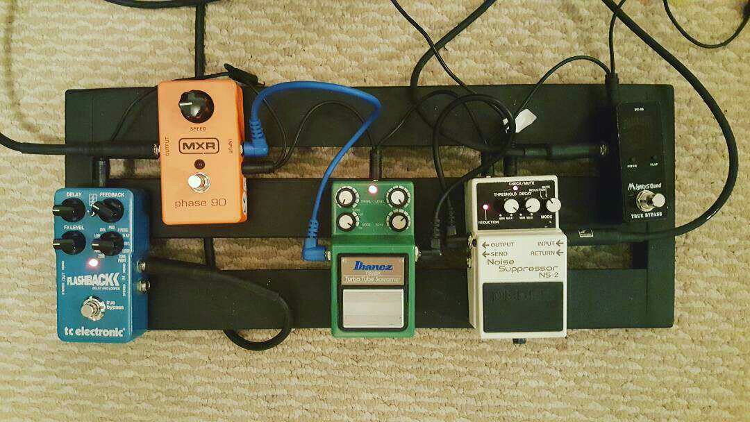 CarriedAwayON's tweet photo. Ever wondered what guitar pedals we use? Here we go! #tonesecrets https://t.co/OAeU54hq7N