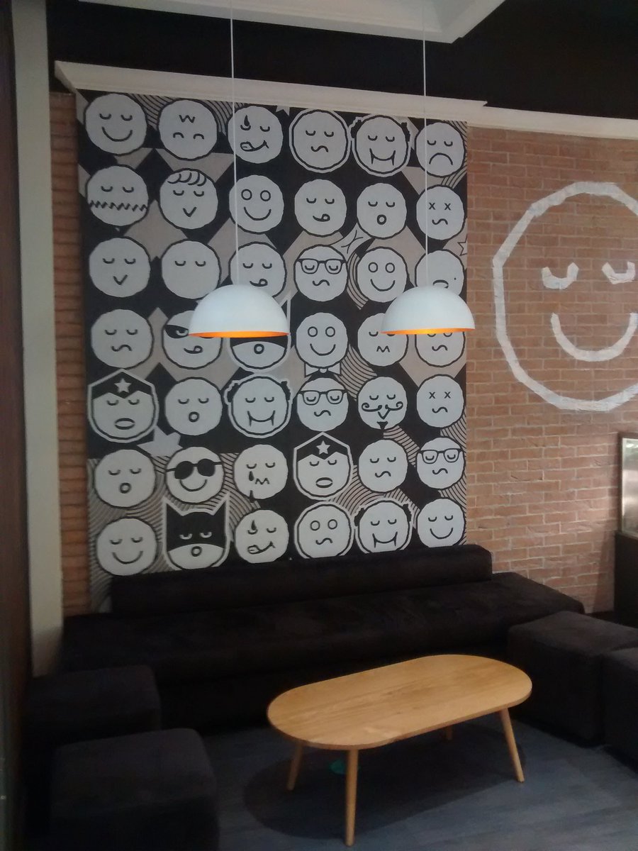 SavarSuri's tweet photo. #Throwback to the time when I found this square emoji board at a cafe in Dubai. #morphedsquare @_morphogenesis https://t.co/Z9uwiGiQ0y