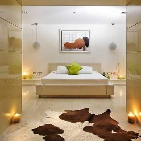 casadellarte's tweet photo. "When you get into a hotel room,you lock the door and you know there is a secrecy,there is luxury.." #DianevonFurstenberg
#arthotels #luxury https://t.co/OK2lnheWOb