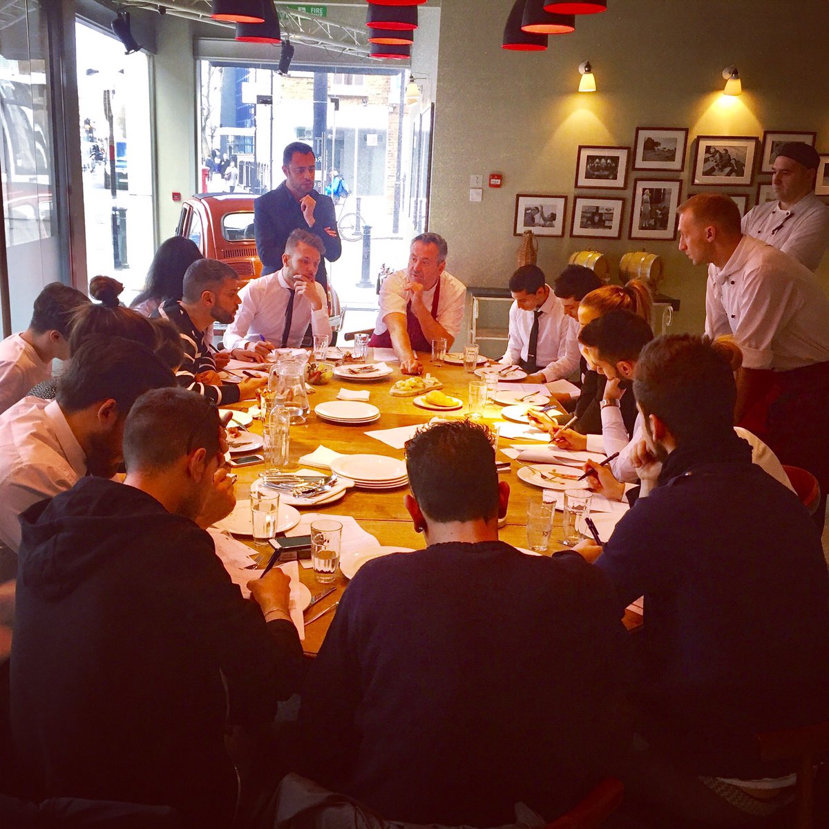 ToziRestaurant's tweet photo. We are all ready to guide you through our new #Spring #Menu available from tonight! Come and try it, lots of news!👍🏻 https://t.co/hX6kPP67pS