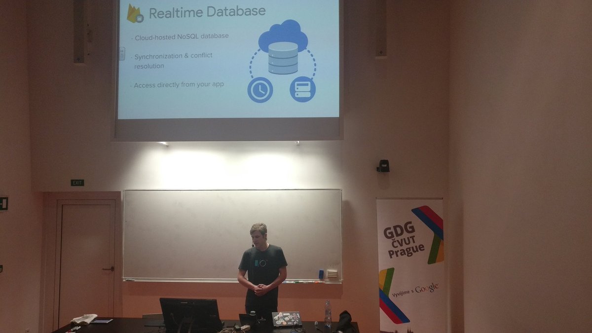 GDGcvut's tweet image. Přednáška o #firebase v rámci #jsDevMeetup je v plném proudu.