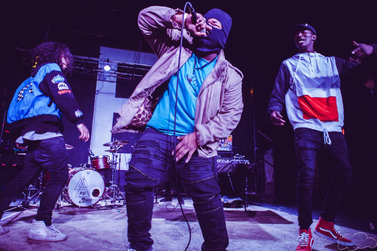 SwanLAAK's tweet photo. "we're breaking rules that don't exist.." ~ ✞✞

#ATVFreestyle
[Prod. @JustBlaze]

{STREAM}
https://t.co/9s6e6nUGkR https://t.co/7xSNsEIP96
