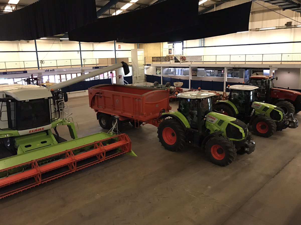 BathandWestShow's tweet photo. Tomorrow we welcome 600 Primary School Children to our Field to Food Learning Day to teach them where their food comes from #charitytuesday https://t.co/DCEZjOfQVT