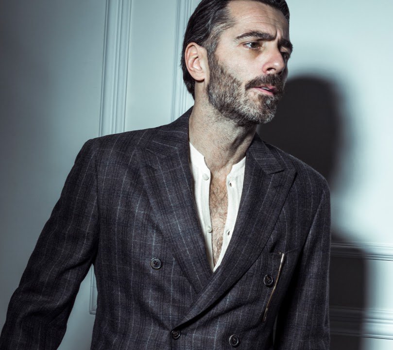 thesartoriale's tweet photo. Get The Look - Double Breasted Redefined https://t.co/fJI87TCwlP #sartoriale #doublebreasted #mensfashion #menstyle #menswear #mnswr https://t.co/ikB3L5qWHr