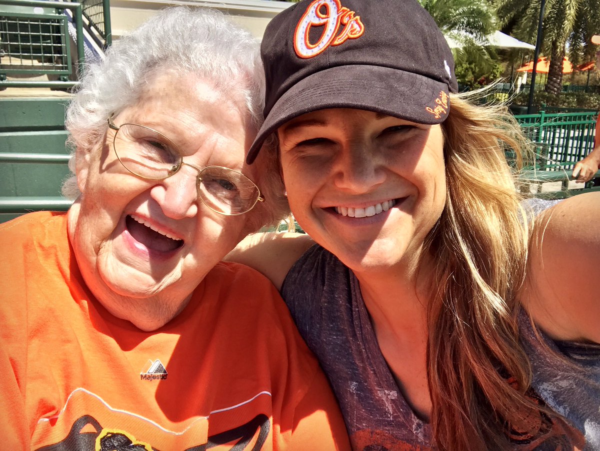ceceliagarmer's tweet photo. #MissionAccomplished #MomsDream #82yo #oriolesmagic #springtraining2017 #sarasota #edsmithstadium #GoOs @orioles @masnorioles @OrioleBird https://t.co/xDbj5ZtL9L