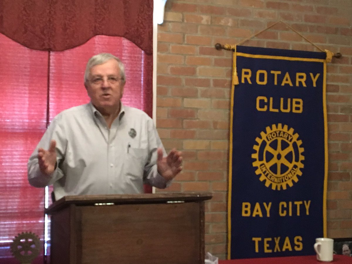 BayCityRotary's tweet photo. Sheriff Skipper Osborne was our guest speaker last week on mental health and jail standards.  Thank you, Sheriff! https://t.co/4c2IV4LQeC