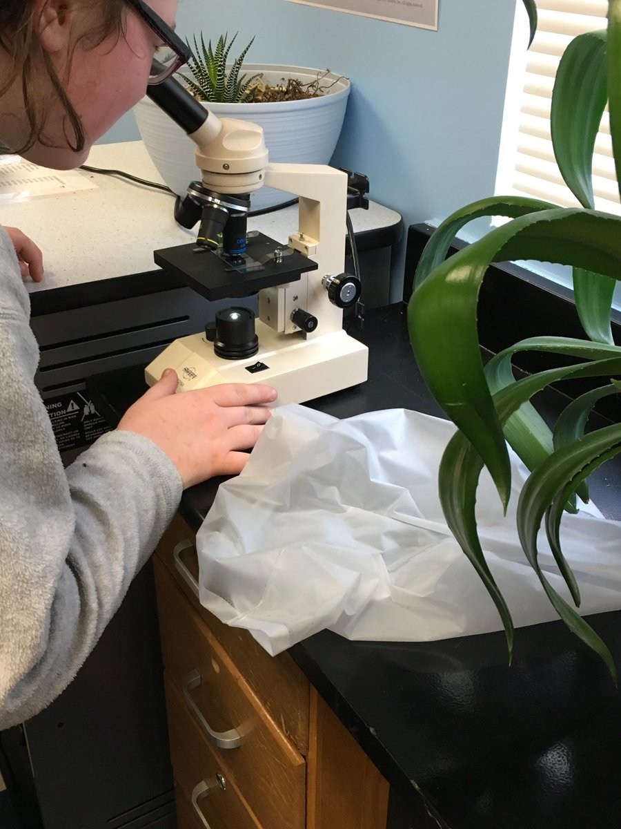 csawicki2's tweet image. A BIG shout out 2 our student-centered lab participants &amp;amp; our host Mr. May! @lcscience6 @SweeneyDiane #theLCMSride #interactivenotebooks