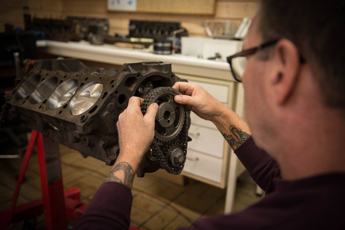 Petlar's tweet photo. Renovation Ford 302 engine. #engine #stroker  #fordmustang #Mustang #ponyparts #Nikon https://t.co/zwEFfhWJOr