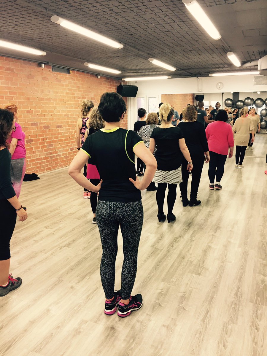 onfitnessalg's tweet photo. Ara mateix a @onfitnessalg! 🕺🏾 Si to has perdut, dissabte 25 a les 11h REPETIM!!! 💃🏼 #salsa #merengue #ball #algaida https://t.co/kMbNTDm5S4