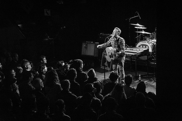 Photos of @billjanovitz at <a href="/ParadiseRockClb/">Paradise Rock Club presented by Citizens</a>...

daykampmusic.com/2017/03/21/bil…