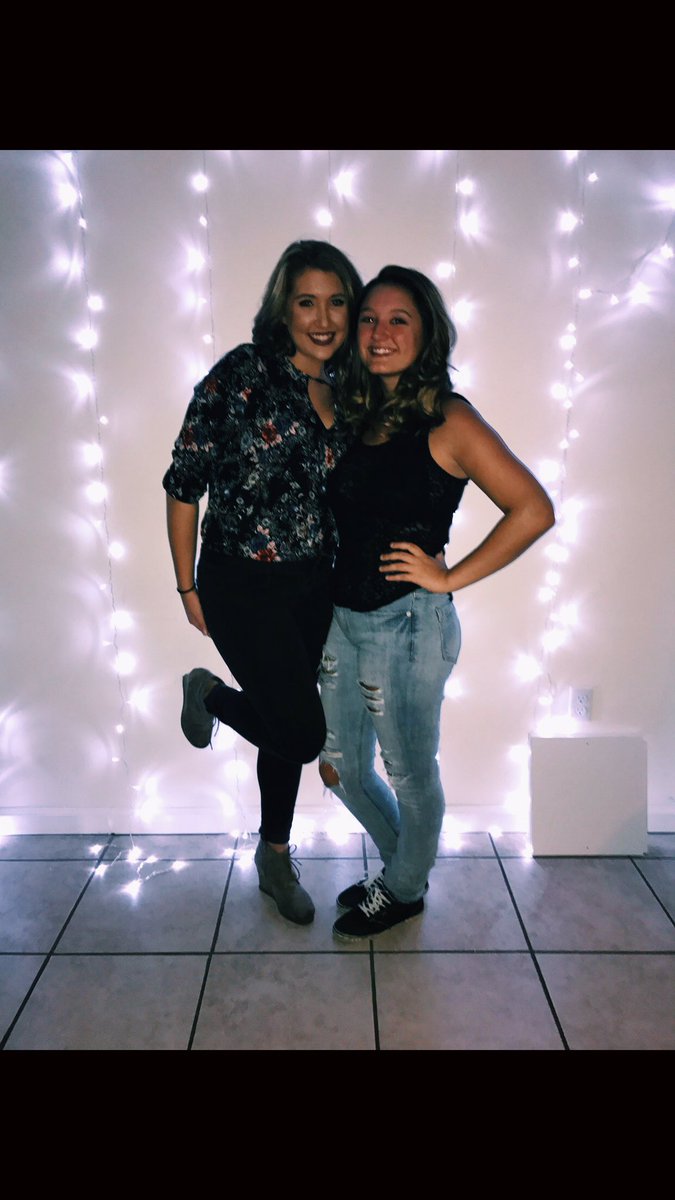 britttany_holt's tweet photo. Thanks for being my best friends π #thankasistertuesday #axidprweek https://t.co/5BsoiAaC35