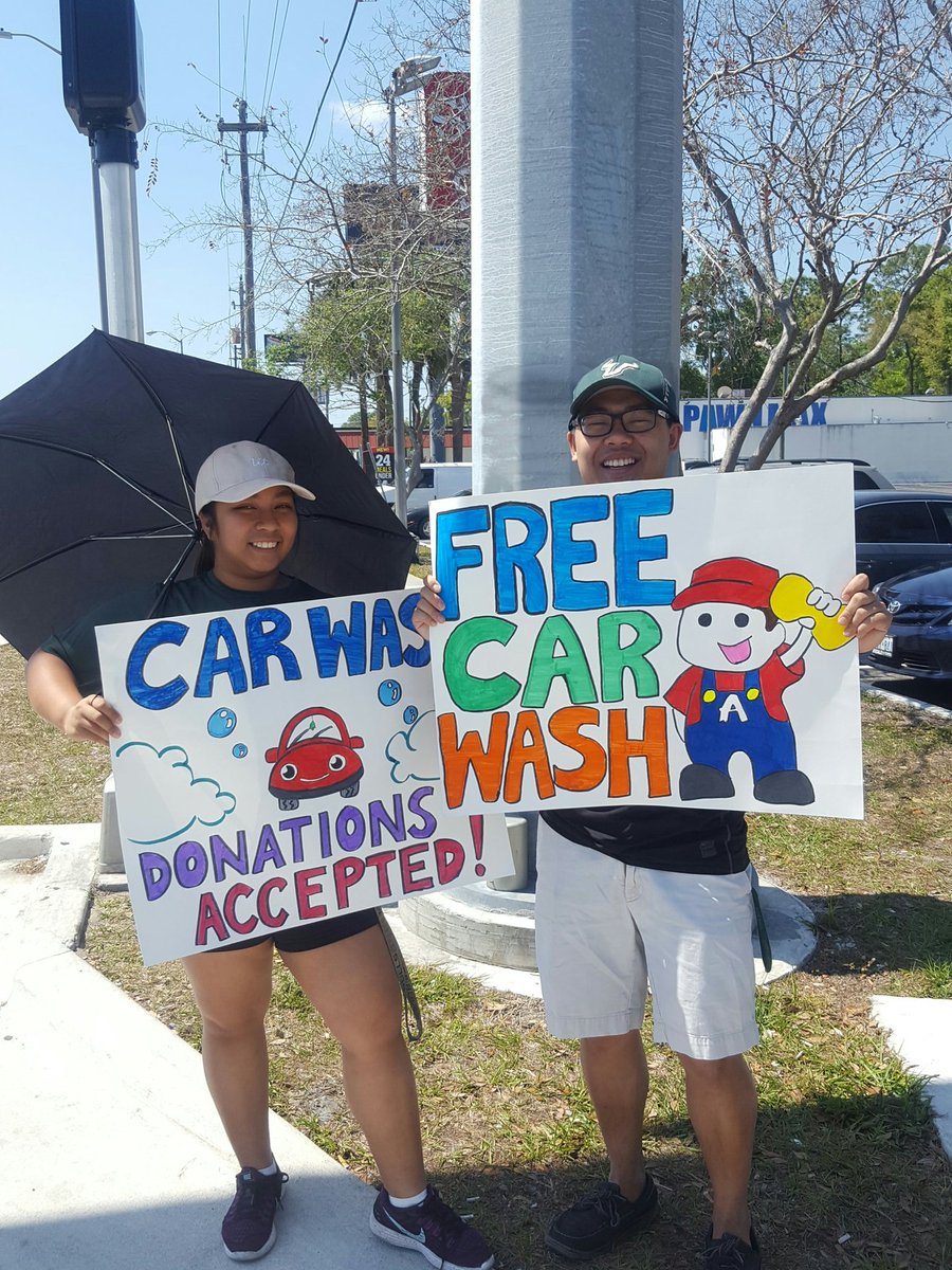 ASiAUSF's tweet photo. Our hardworking Eboard and lovely pageant contestants are out here ready to wash your car at steak and shake til 5 today! https://t.co/RrAYgSW7J6