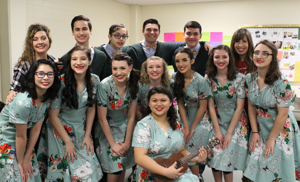 Fenton HS Dist. 100 tweet media